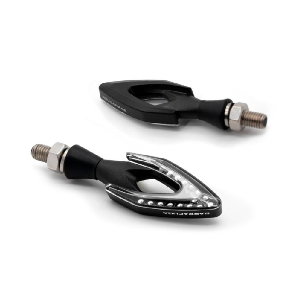 PAR DE INTERMITENTES BARRACUDA LED NEGROS UNIVERSALES