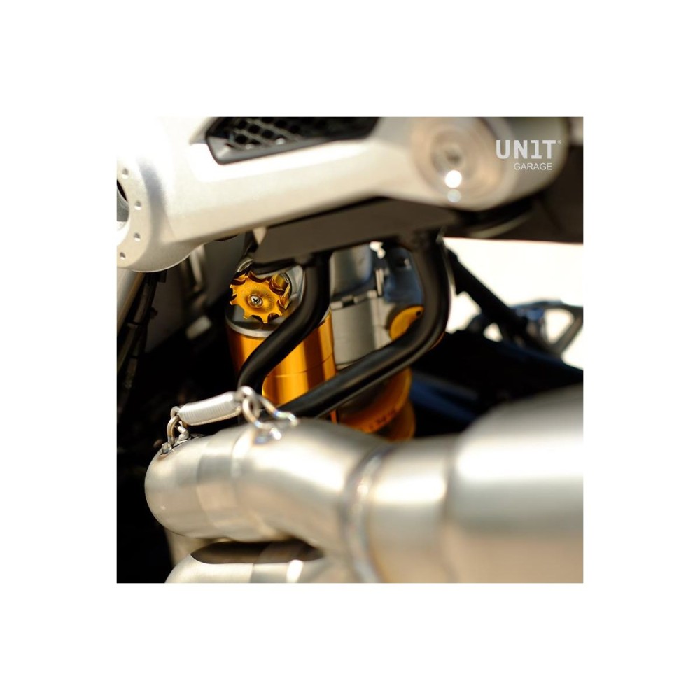 SOPORTE SILENCIADOR ALTO GARAJE UNIDAD ÖHLINS BMW R NINE T / SCRAMBLER