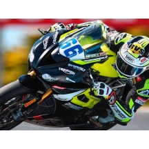 PARABRISAS RACE WSSP WRS TRIUMPH STREET TRIPLE RS (PISTA)