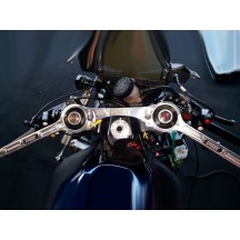 PLACA DE AJUSTE DEL MEDIANO MANILLAR SPIDER MV AGUSTA F3 800 / 675