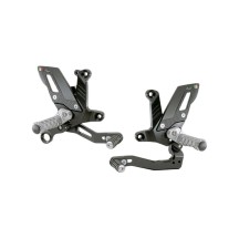 PLATAFORMAS AJUSTABLES CON PIES LIGEROS SNODATI. KTM SUPER DUKE 1290 R 2020-2023