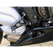 ESTRIBERAS RACING CNC AJUSTABLES NEGRO/ROJO MV AGUSTA SUPERVELOCE 800 / S / S.ORO 2020-2023