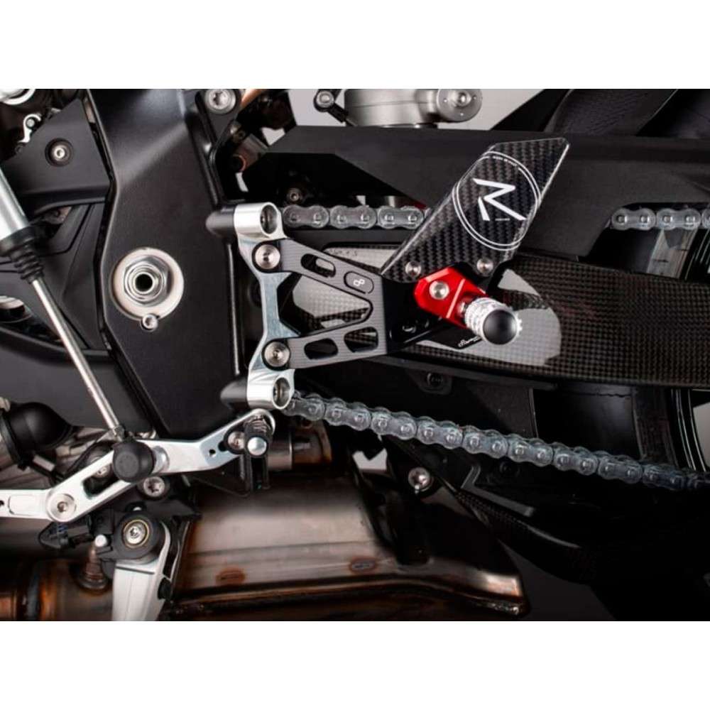 ESTRIBERAS REDUCIDAS AJUSTABLES LIGHTECH BMW M 1000 RR 2021-2024