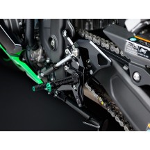 ESTRIBERAS TRASERAS AJUSTABLES BONAMICI RACING KAWASAKI ZX-4R / RR 2023-2024