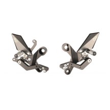 ESTRIBERAS AJUSTABLES ESTRIBERAS ARTICULADAS LIGHTECH YAMAHA MT-09 / SP / TRACER 2021-2024