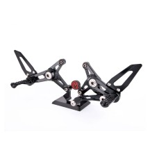 KIT ESTRIBERAS DE REDUCCIÓN AJUSTABLE MOTOCORSE MV AGUSTA F3 675 / 800 2018-2021